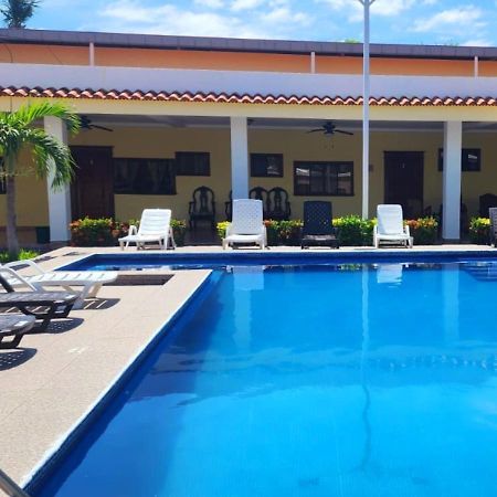 San Luis Hotel Y Restaurante Maria Ofelia מראה חיצוני תמונה