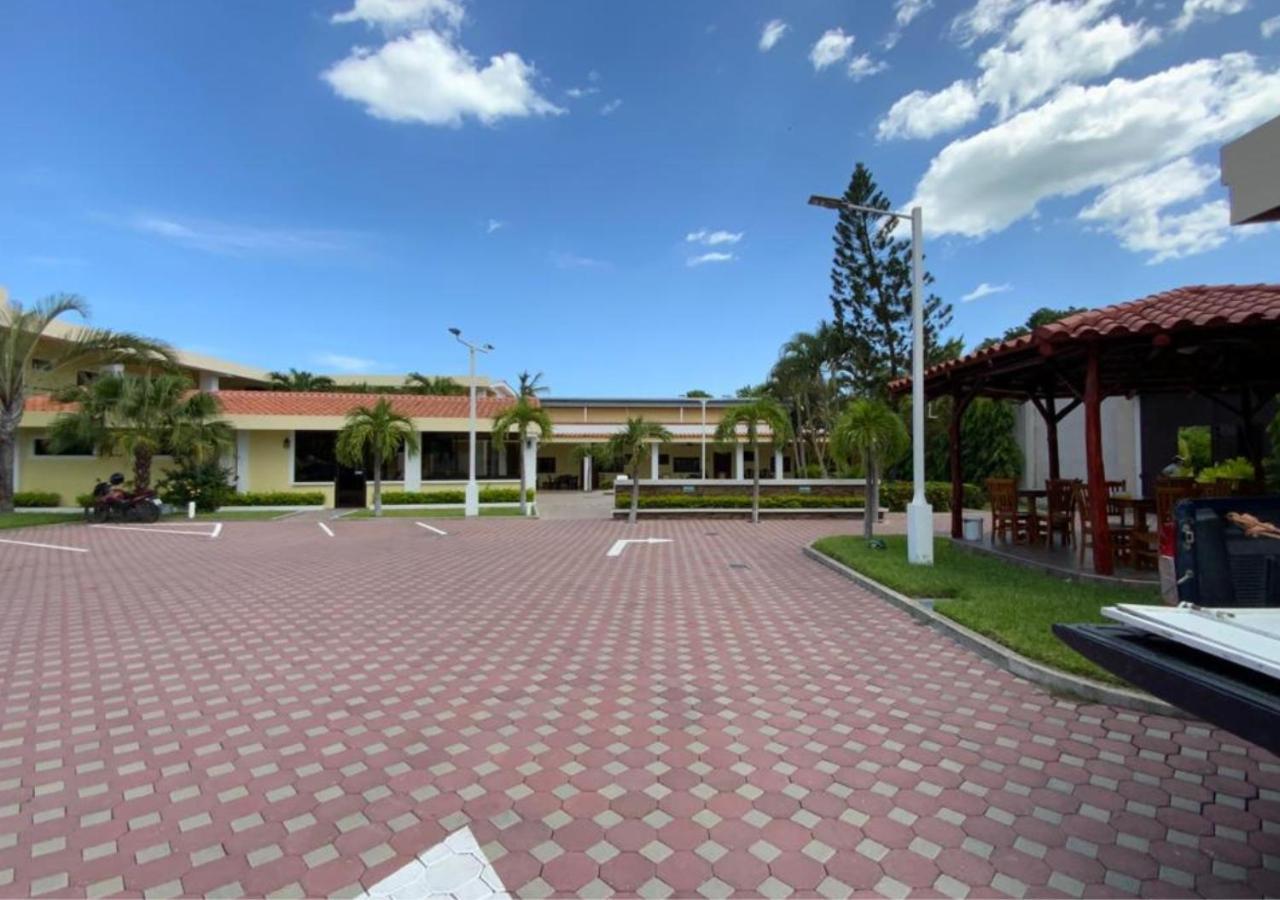 San Luis Hotel Y Restaurante Maria Ofelia מראה חיצוני תמונה
