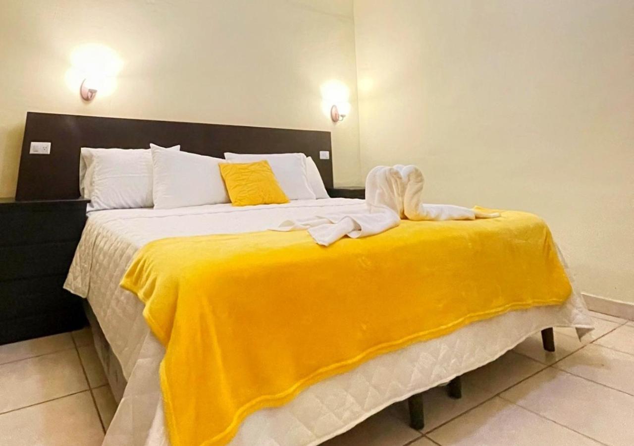San Luis Hotel Y Restaurante Maria Ofelia מראה חיצוני תמונה