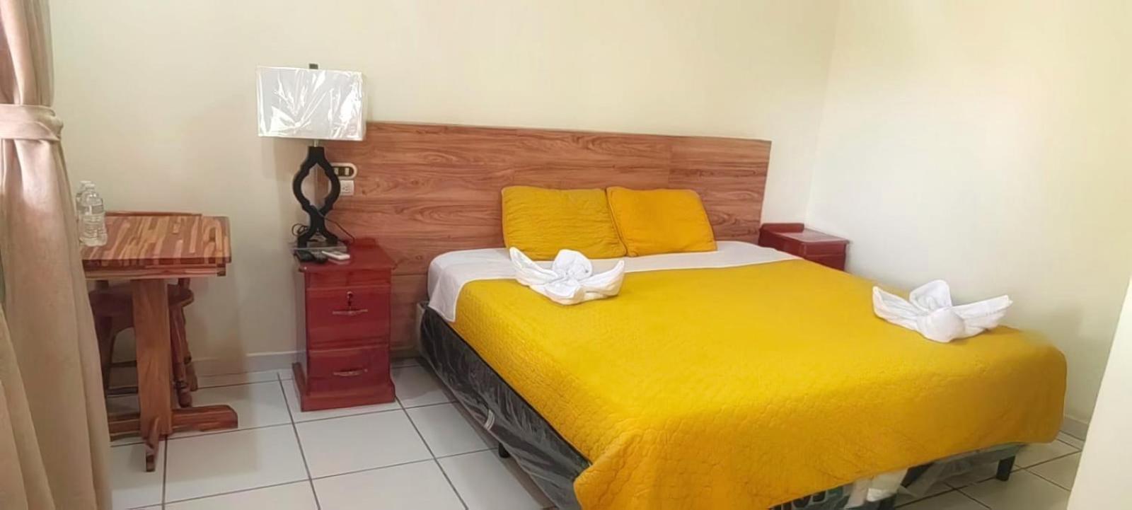 San Luis Hotel Y Restaurante Maria Ofelia מראה חיצוני תמונה