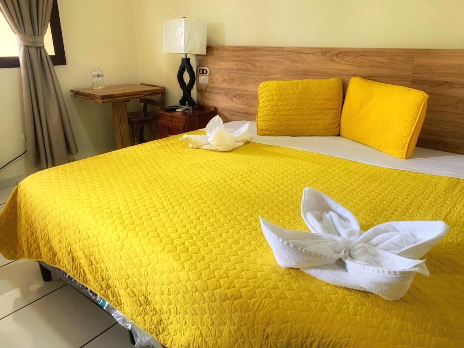 San Luis Hotel Y Restaurante Maria Ofelia מראה חיצוני תמונה